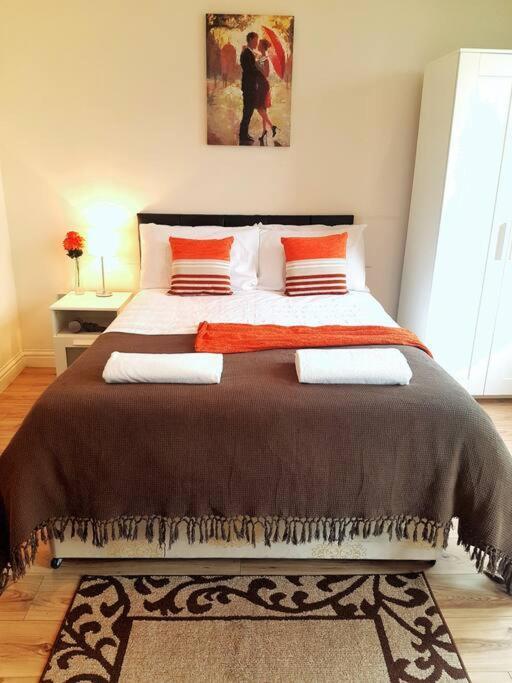 Comfortable Studio Flat Near Central London Exterior photo